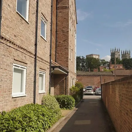 Bootham Lägenhet